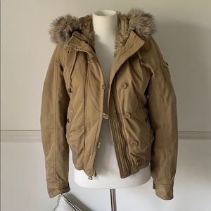 Abercrombie women’s faux fur jacket